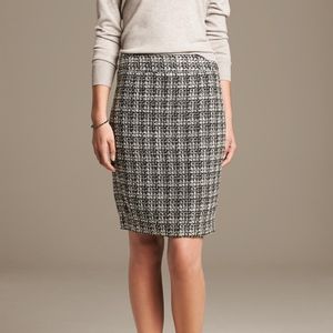 Banana Republic Black & White Tweed Pencil Skirt 4